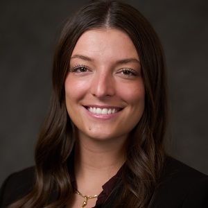 Meet your Posher, Juliana